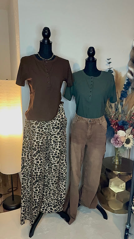 YOAKUM TEE *MOCHA