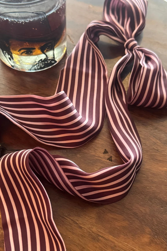 THA RIGHT STRIPE WINE